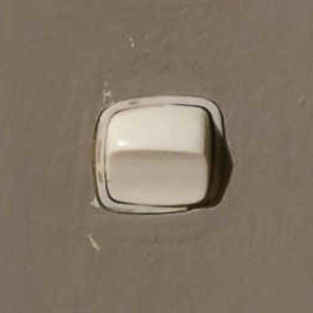 broken-light-switch